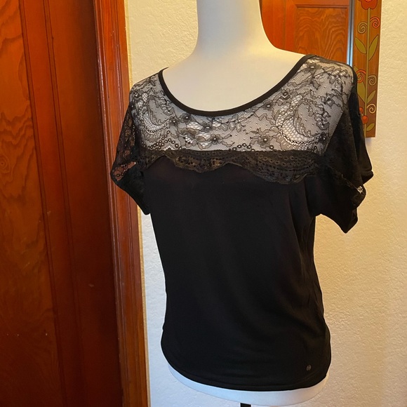 2 for $25 🛍️⭐️ Denim & supply lace top 😊 - Picture 1 of 1